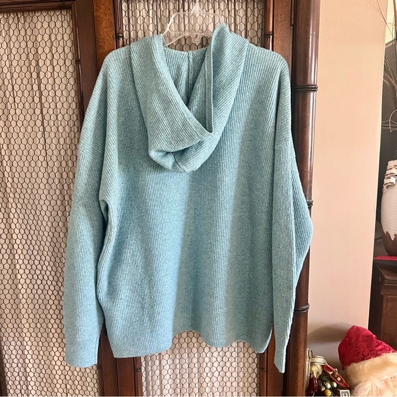 J. Jill Hooded Sweater - Picture 2 of 5